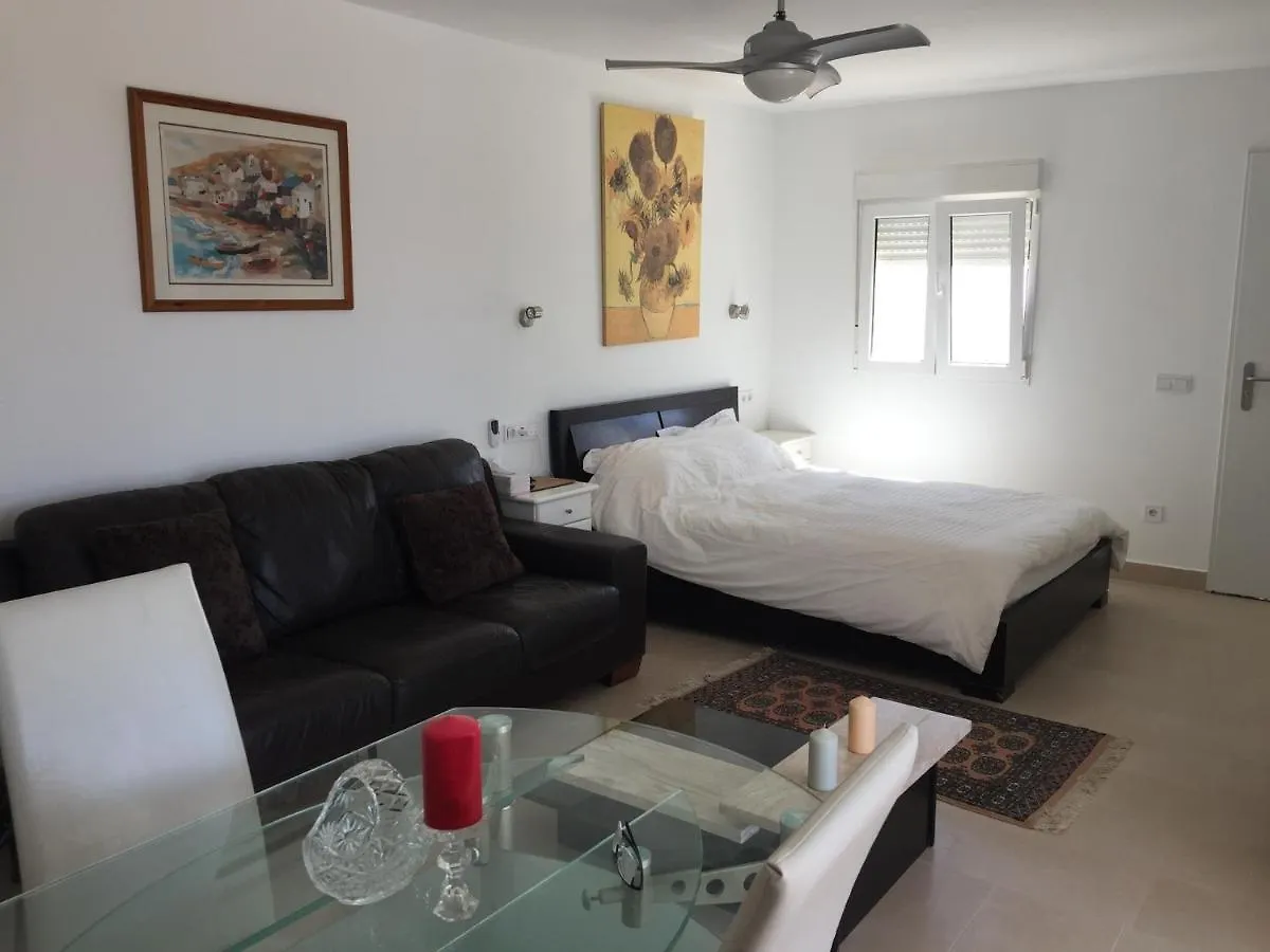 Cosy Modern Chalet In Alhaurin El Grande Villa